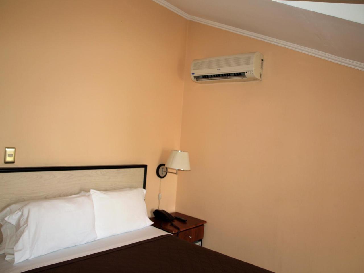 Hotel The Palm House Inn Сан-Хосе Экстерьер фото